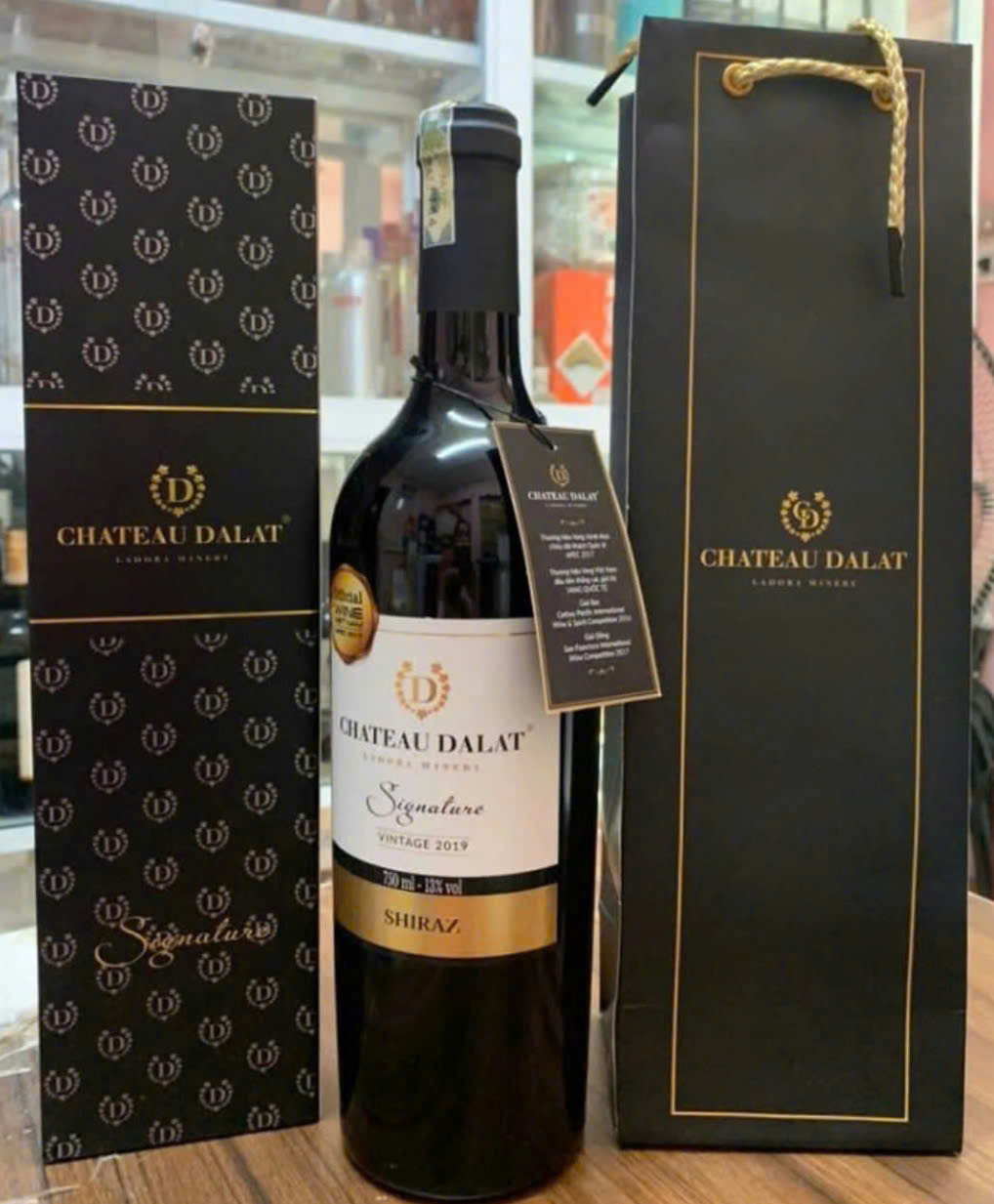 chateau-dalat-Signature-Shiraz-750ml-13do-gia-re-nhat