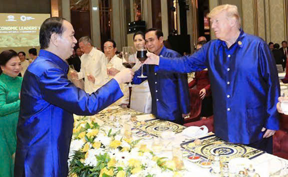 chateau-dalat-apec-collection-Red-wine-375ml-Vang-phuc-vu-Apec-2017