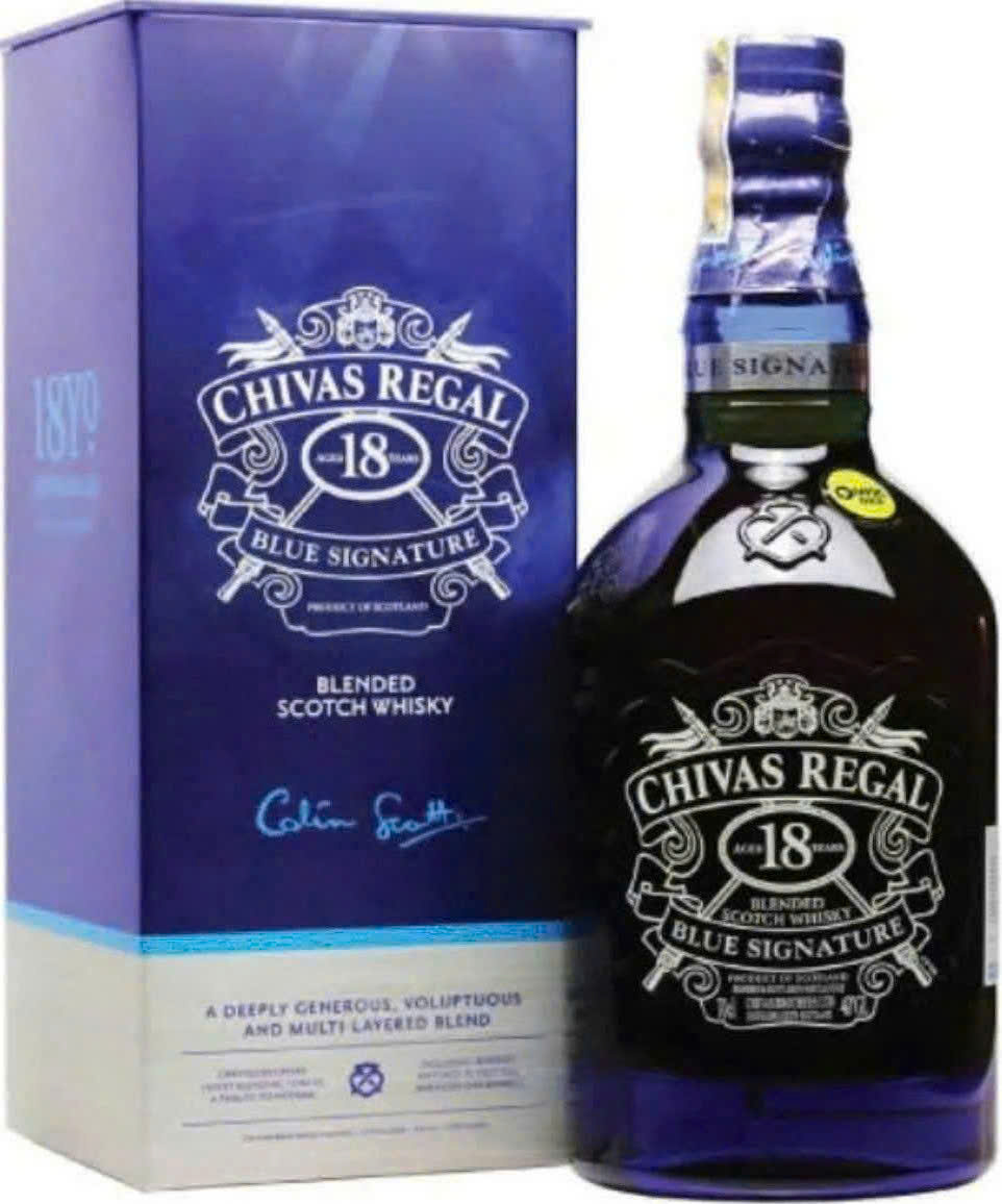 chivas-18-blue-700-ml-moi-gia-re-nhat-Ha-Noi