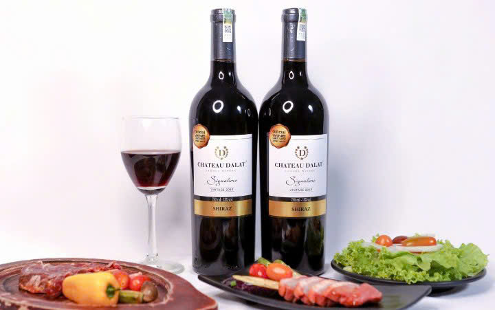 chuan-vi-voi-signature-Shiraz-750-ml-LADOFOODS