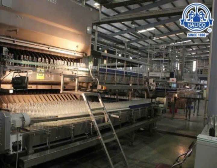 dong-can-2-lit-ruou-ha-noi