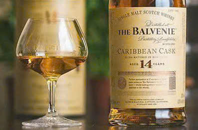 dung-chuan-voi-balvenie-14-yo-700-ml