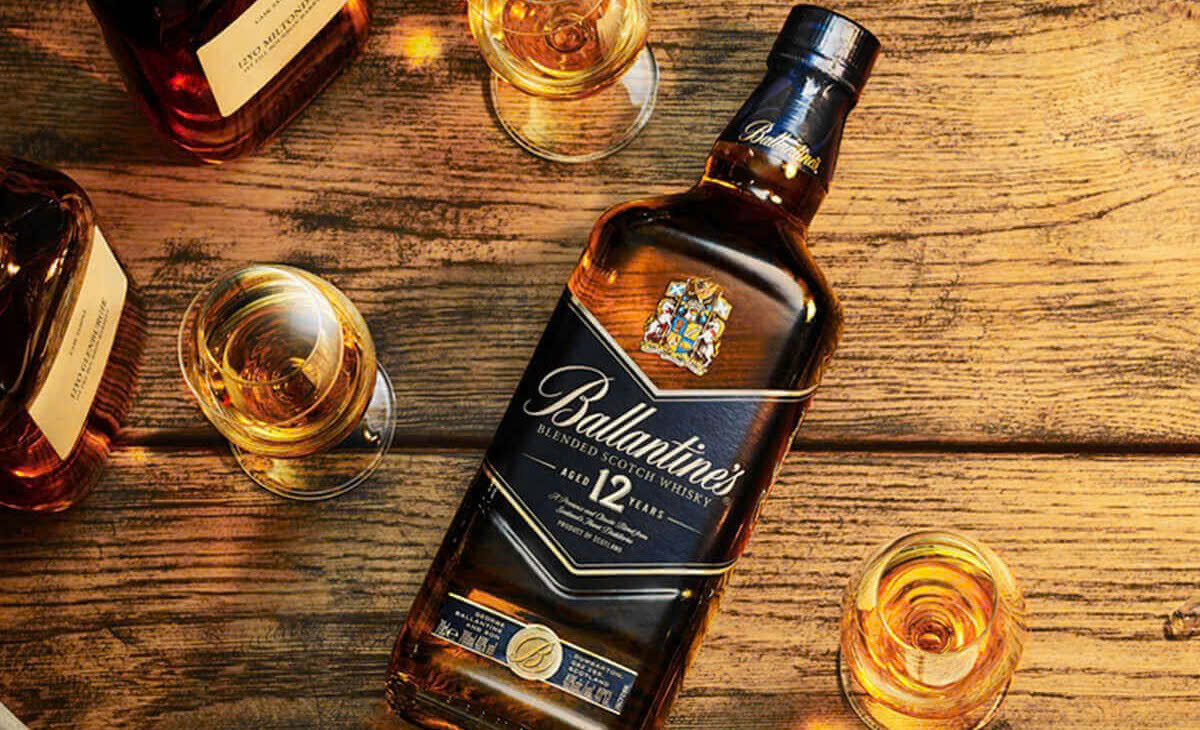 dung-dieu-voi-ballantine-12-YO