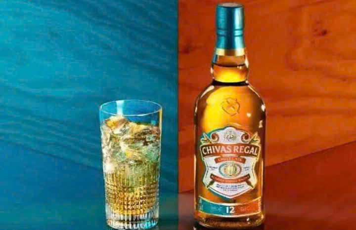 dung-vi-chivas-mizunara-700ml-Nhat-Ban
