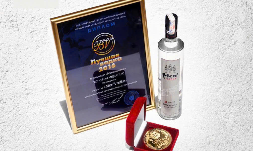 giai-Best-Vodka-2016-Men-Vodka-500ml