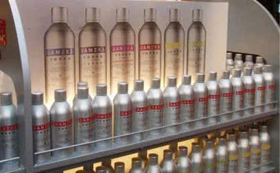 gian-hang-Danzka-Vodka-700ml