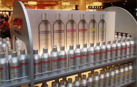 gian-hang-vodka-Danzka-700-ml-VN