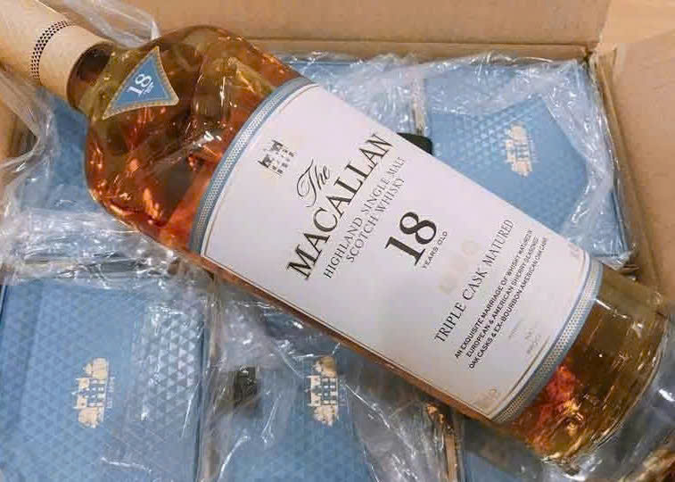 gioi-thieu-Macallan-18-Triple-Cask-gia-re-tai-HN