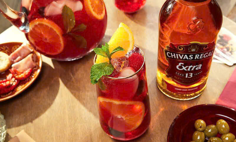 gioi-thieu-chivas-13-do-700-ml-moi-nhat