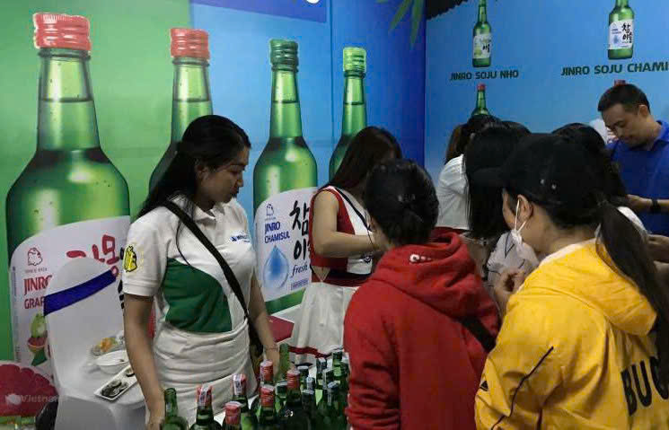 jinro-Soju tại-mot-sieu-thi HN