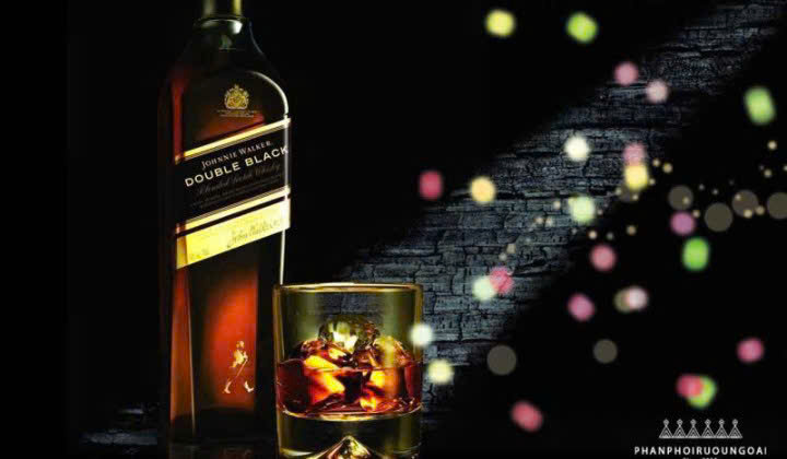 johnnie-walker-double-black-1lit-cho-nguoi-sanh-ruou