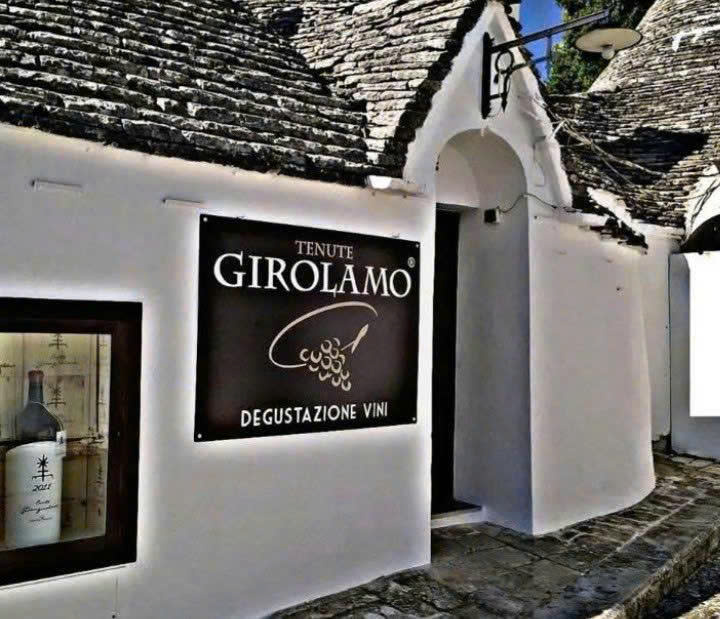 nha-lam-vang-y-ba-tuoc-750-ml-tai-y