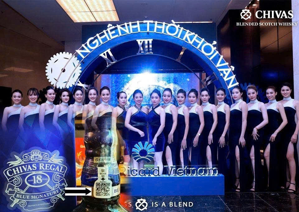 quang-cao-Chivas-18-Blue-xanh-700ml