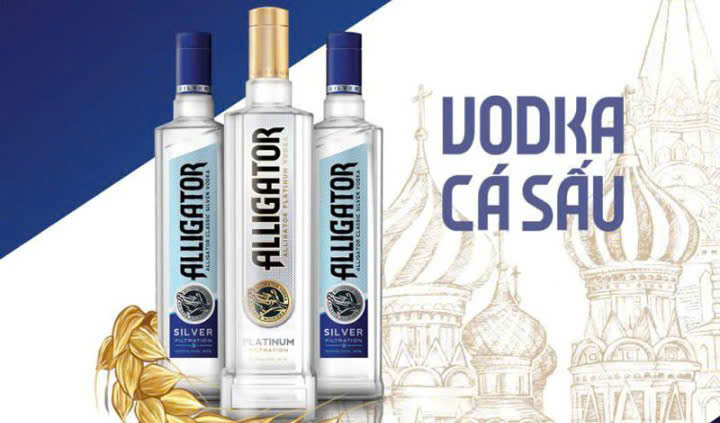 ruou-Vodka-ca-sau-den-xanh-500ml-mau-moi