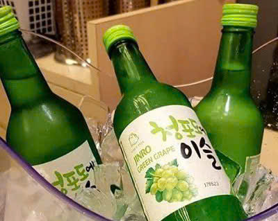 soju nho-Jinro-Green-Grape-uop-lanh