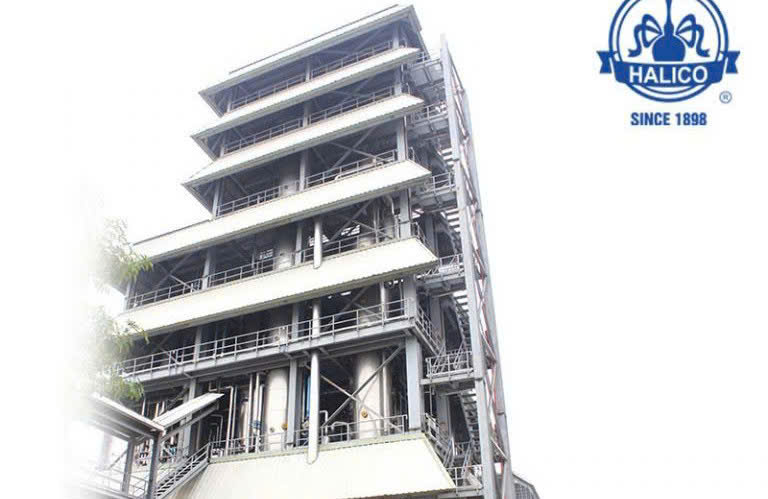 thap cat 8 tang-Vodka-Ha-Noi-halico