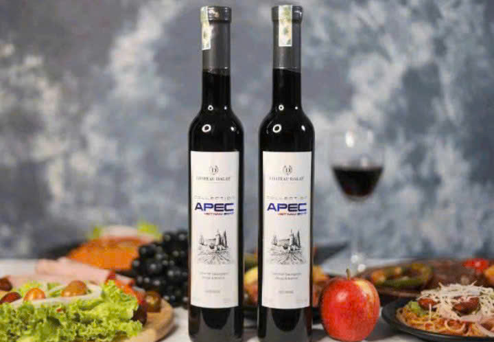 thuong-thuc-Chateau-Dalat-Apec-375ml-voi-mon-an-Viet-Nam