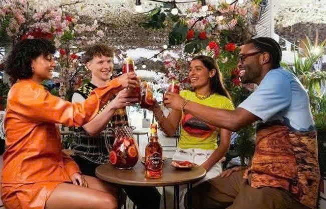 thuong-thuc-Chivas-Extra-13-Xanh-Rye-Cask