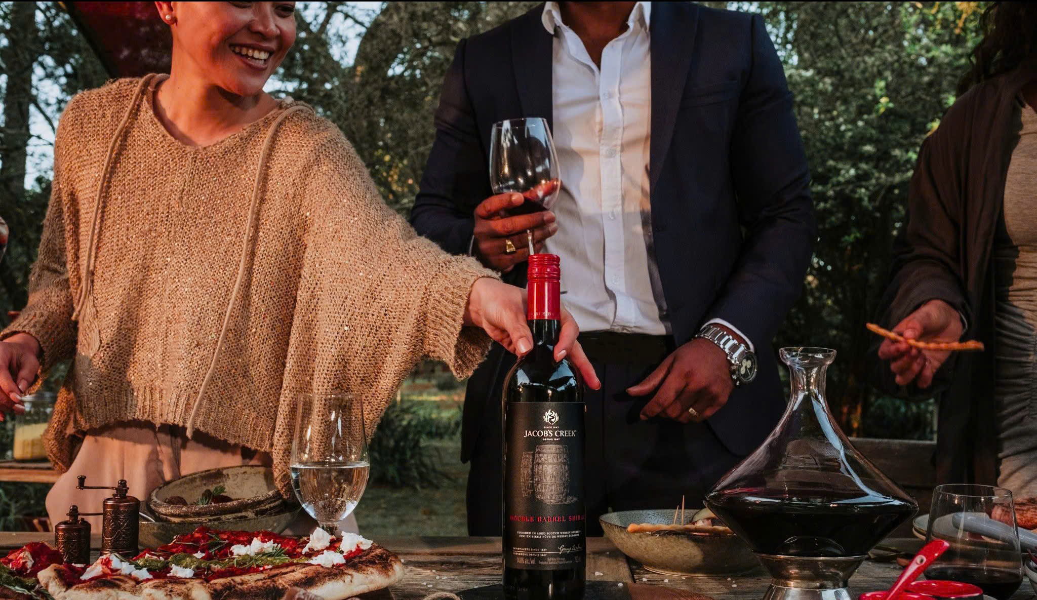 thuong-thuc-Jacobs Creek Double Barrel 750ml-shiraz-dung-chuan