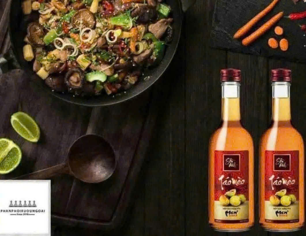 thuong-thuc-Ruou-Tao-Meo-San-Dinh-40-cl-dung-dieu
