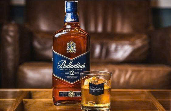 thuong-thuc-dung-vi ballantines 12-nam-tuoi