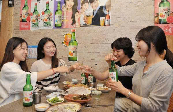 thuong-thuc-soju-buoi-360ml-13-do-dung-chuan