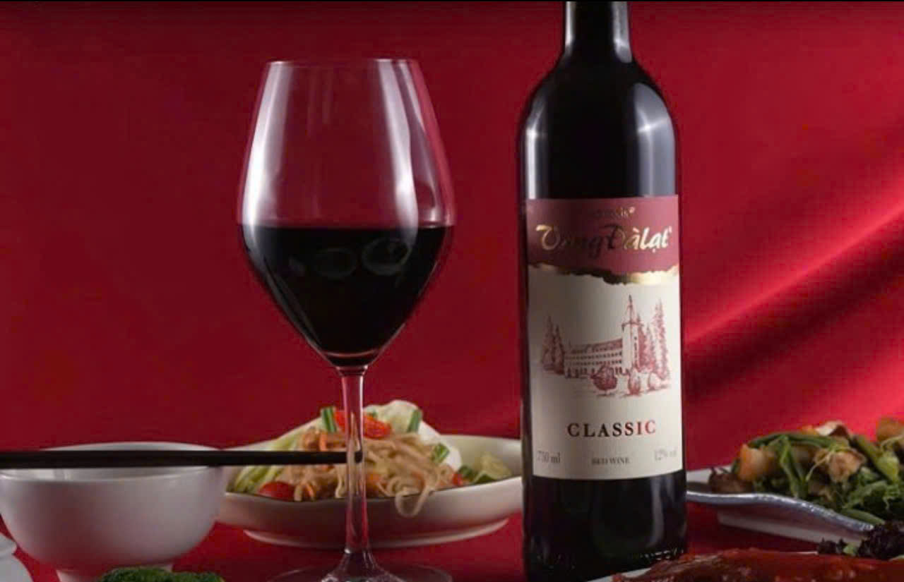 thuong-thuc-vang-da-lat-Classic-do-dung-chuan