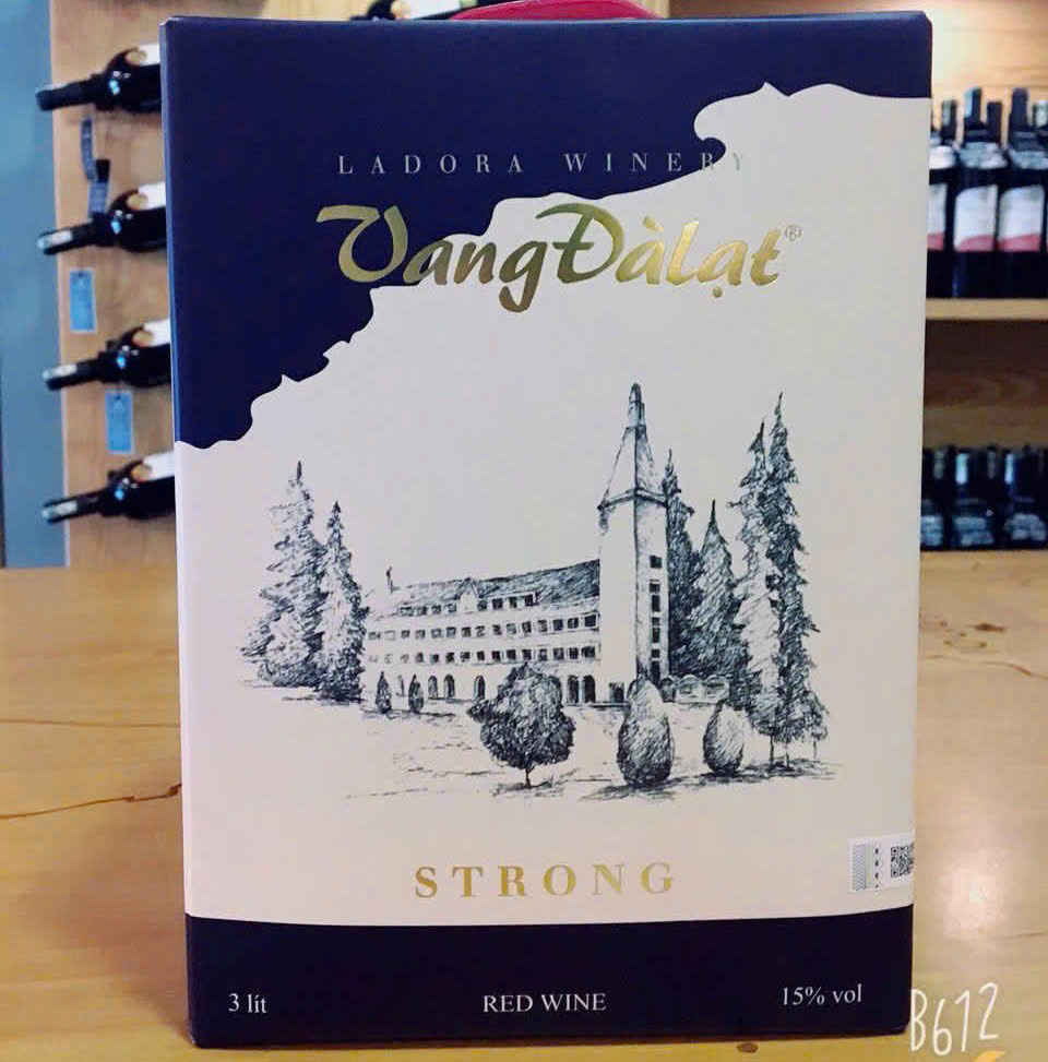 trung-bay-Vang-strong-3lit-15-do-cua-LADOFOODS