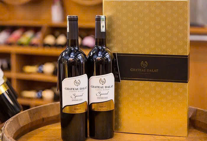 trung-bay-chateau-da-lat-specia-merlot-ladofoods