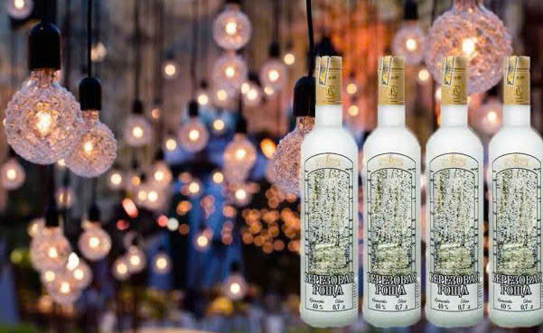 u-co-mat-cua-vodka-bach-duong-1lit-gia-re