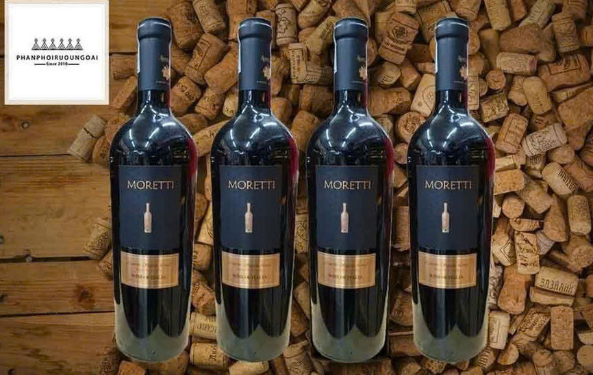 vang-Y-gia-re-Moretti-750ml