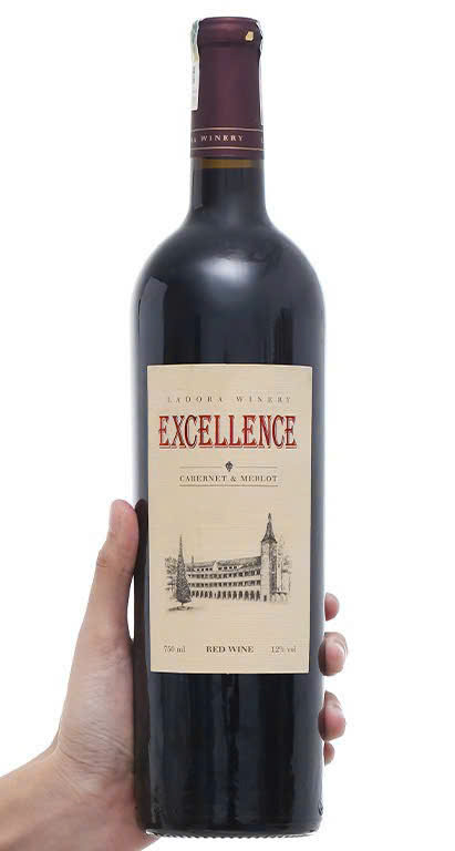 vang-excellence-do-12-750-ml-gia-re