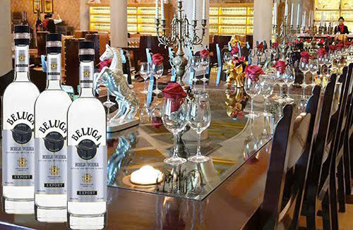 vodka-beluga-trang-va-tiec-sang-trong