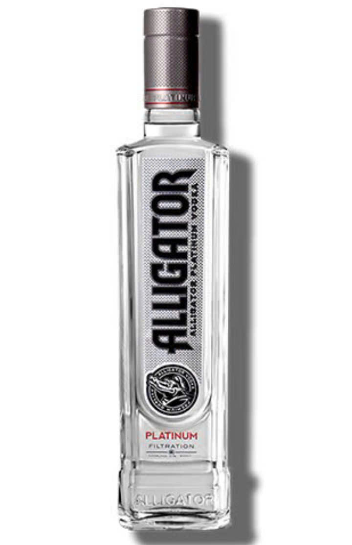 vodka-ca-sau-den-nhap-khau-nguyen-chai-tu-nga
