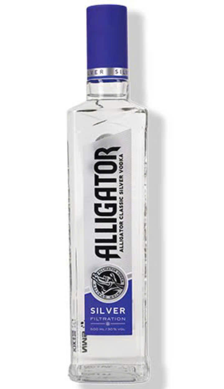 vodka-ca-sau-xanh-30-do-gia-re-nhat