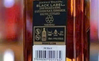 Nhan-sau-chai-Black-Label-3-lit-diageo-VN