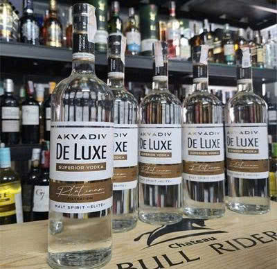 Akyadiv-DeLuxe-Vodka-1-lit