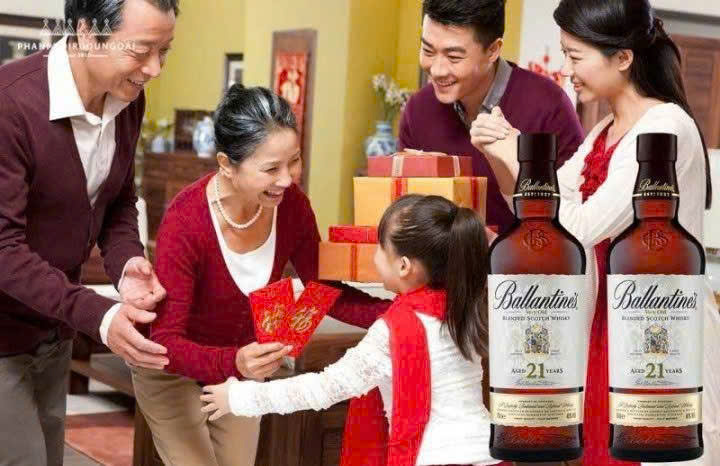 Ballantines-21-moi-nhu-mon-qua-co-gia-tri