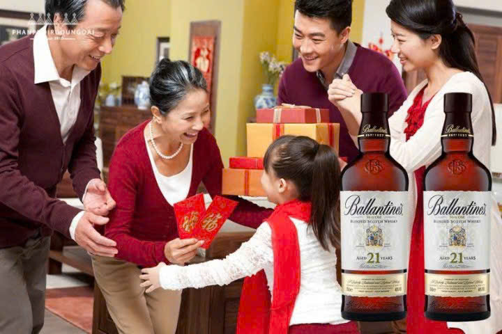 Ballantines-21-nhu-mon-qua-co-gia-tri-Tet