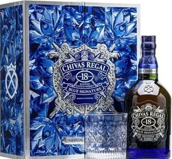 Ban-chivas-18-blue-hop-qua-2026-gia-bao-nhieu-tien-3