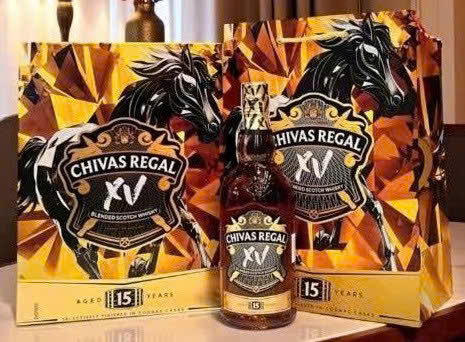 Bo-san-pham-Chivas-15-Hop-Qua-2026-700ml