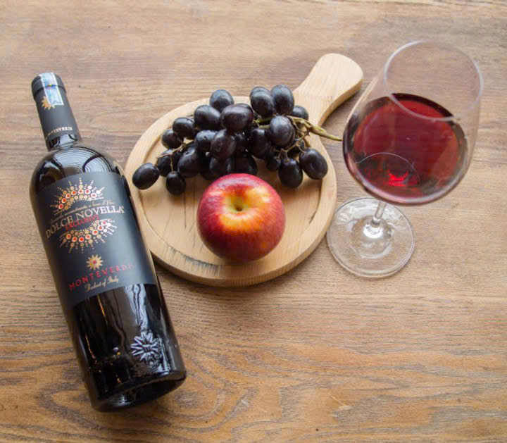 Cach-thuong-thuc-vang-hoang-de-dac-biet-750-ml