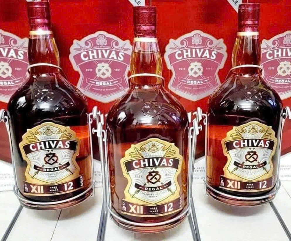Chivas-12-Nam-4.5-lit-mau-moi-gia-re