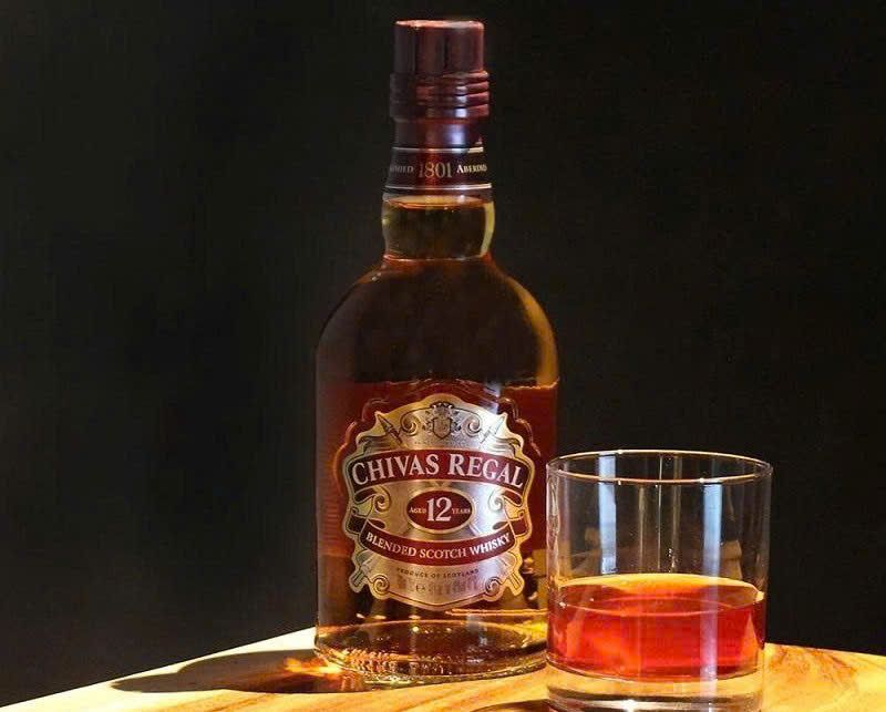 Giói-thieu-chivas-12-Limited