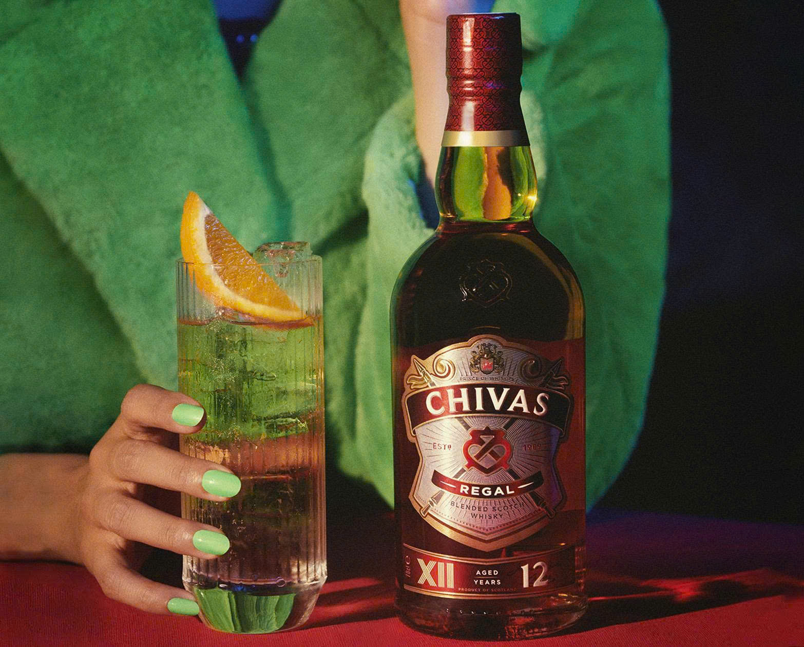 Mot-cach-thuong-thuc-Chivas-12-70-cl-12