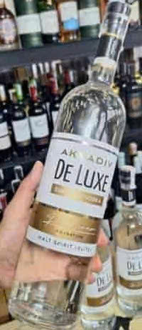 Mua-Akvadiv-DeLuxe-Vodka-1-lit