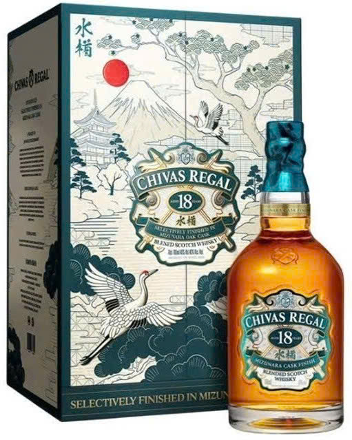 Mua-Chivas-18-Mizunara-Hop-qua-2027-gia-re