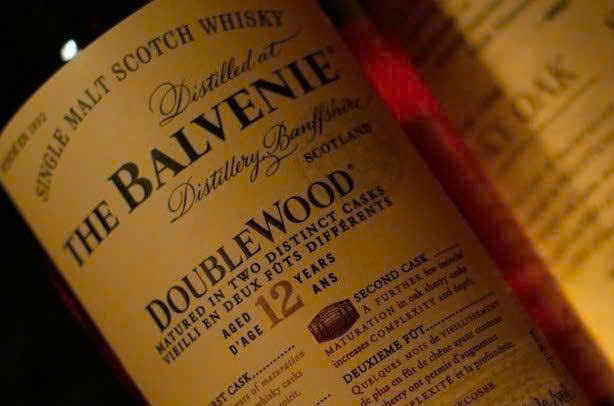 Nhan-hieu-Balvenie-Doublewood-40-do-700ml
