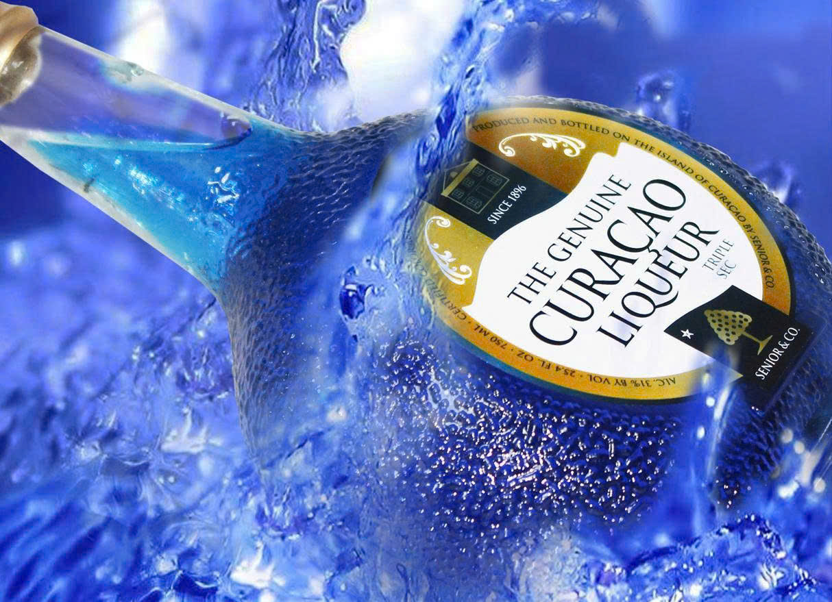 Nhan-hieu-Blue-Curacao-gia-re