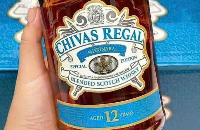 Nhan-hieu-chivas-12-Mizunara-nhat-1